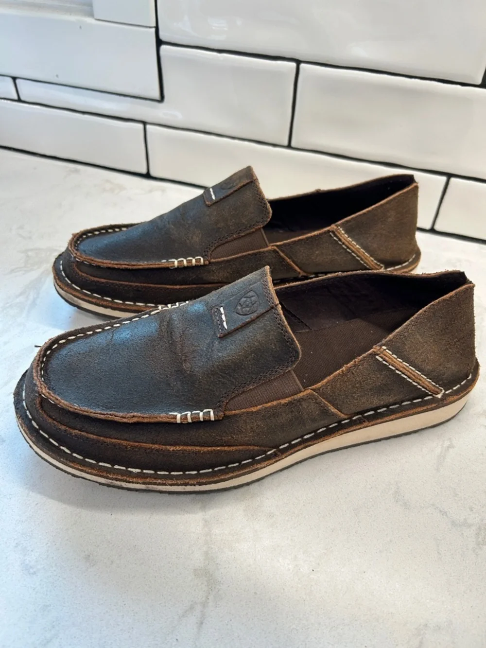 Ariat men rough